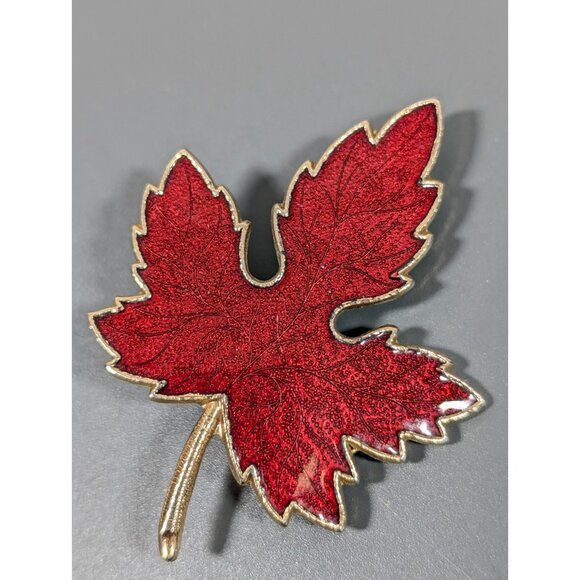 Vintage Guilloche Enamel Red Maple Leaf Pin Brooch Fall Autumn - Picture 6 of 8